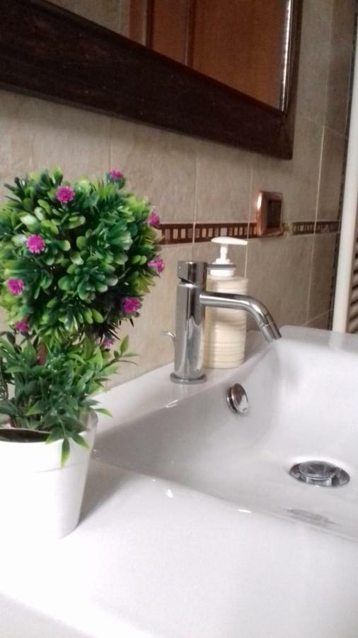 Casa Family & Friends Bed & Breakfast Salerno Luaran gambar